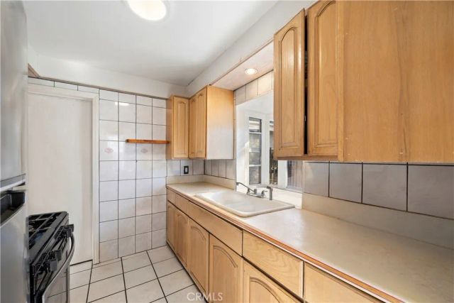 11138 Linden, Lynwood, CA 90262