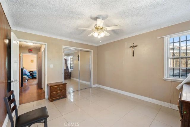 11138 Linden, Lynwood, CA 90262