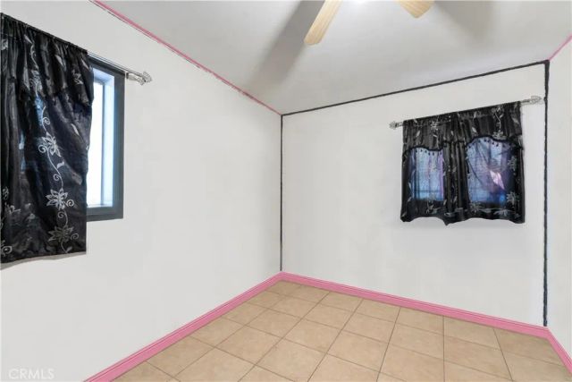 11138 Linden, Lynwood, CA 90262