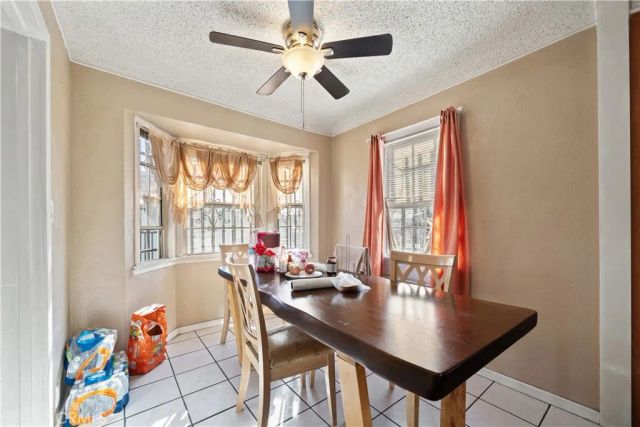 11138 Linden, Lynwood, CA 90262