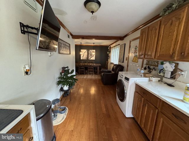 609 FAIRHILL RD, Morrisville, PA 19067
