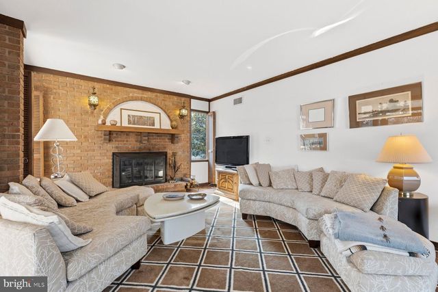 11001 LOCKWOOD DR, Silver Spring, MD 20901