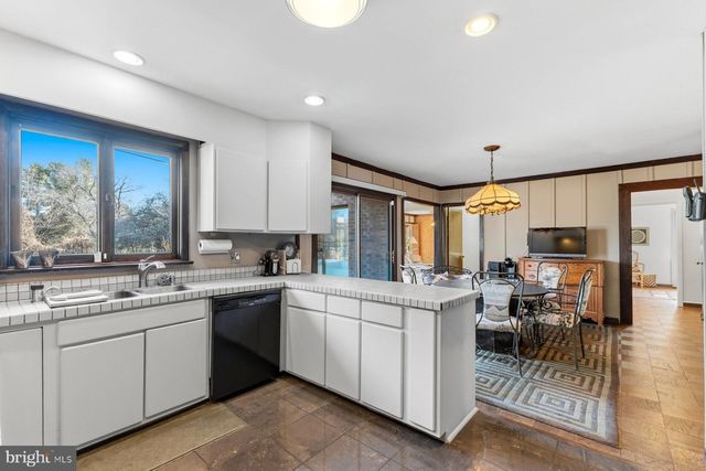 11001 LOCKWOOD DR, Silver Spring, MD 20901