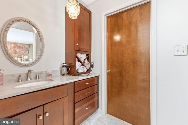 11001 LOCKWOOD DR, Silver Spring, MD 20901