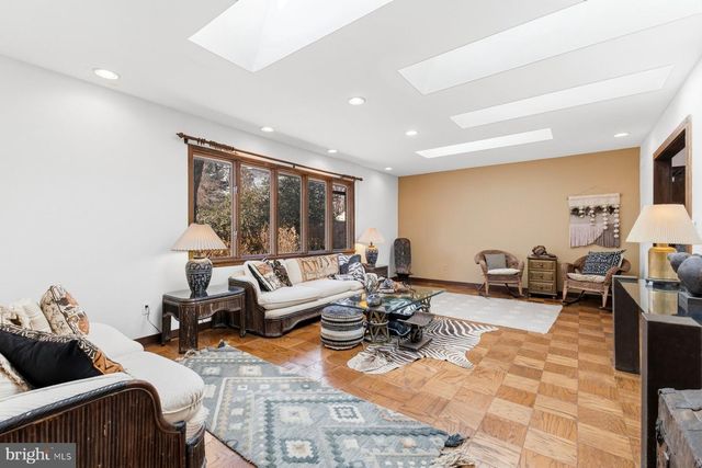 11001 LOCKWOOD DR, Silver Spring, MD 20901