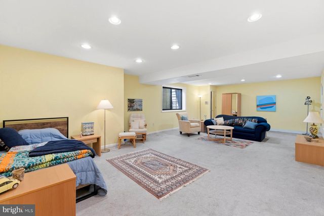 11001 LOCKWOOD DR, Silver Spring, MD 20901