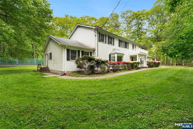 75 Woodcliff Lake Road, Saddle River, NJ 07458