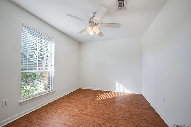 352 Briarhaven Dr, Baton Rouge, LA 70810