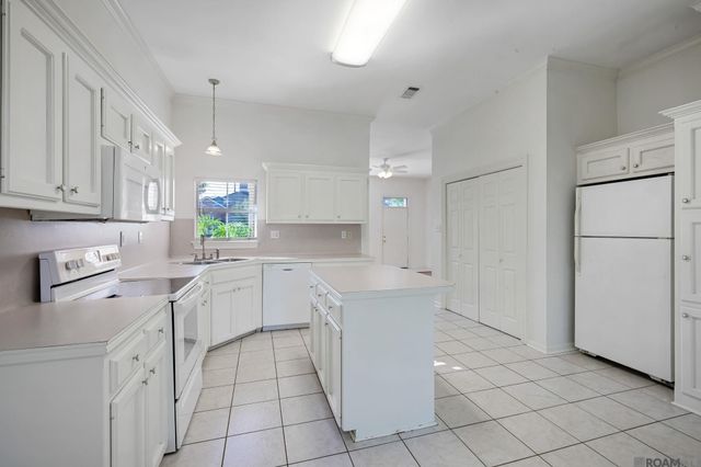 352 Briarhaven Dr, Baton Rouge, LA 70810