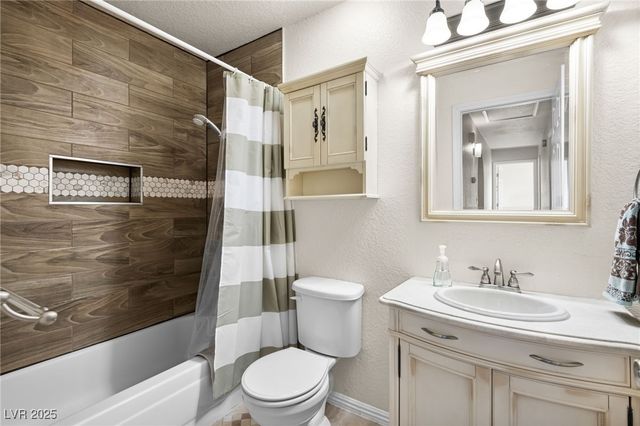 2822 La Palma Drive, Laughlin, NV 89029