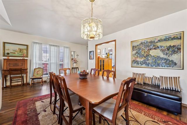 11941 N Mustang Road, Yukon, OK 73099