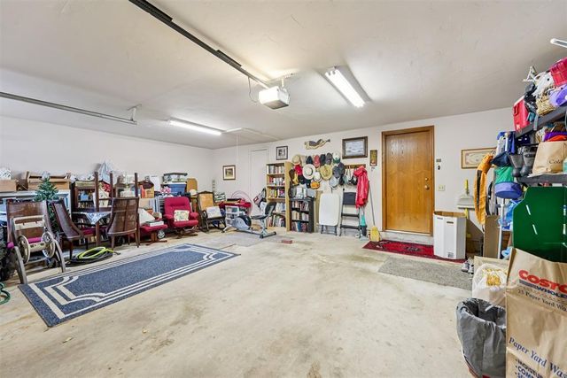 11941 N Mustang Road, Yukon, OK 73099