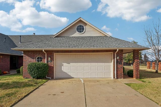 11941 N Mustang Road, Yukon, OK 73099