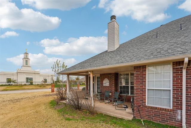 11941 N Mustang Road, Yukon, OK 73099