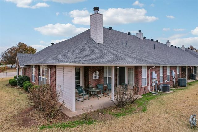 11941 N Mustang Road, Yukon, OK 73099
