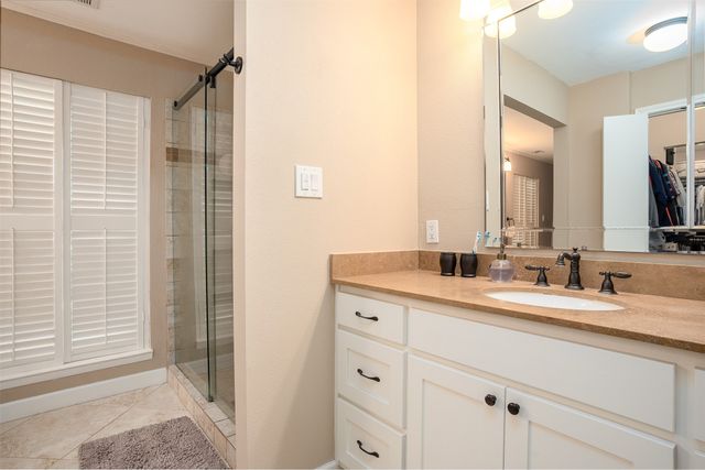 3812 Lands End Street, Fort Worth, TX 76109