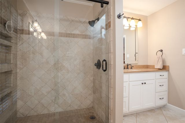 3812 Lands End Street, Fort Worth, TX 76109