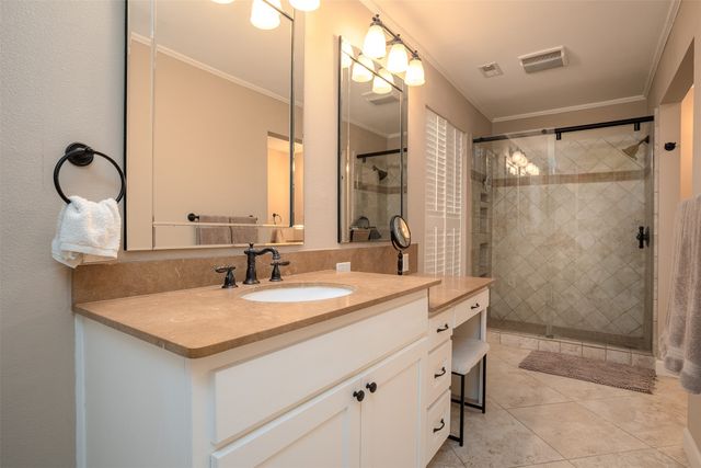 3812 Lands End Street, Fort Worth, TX 76109