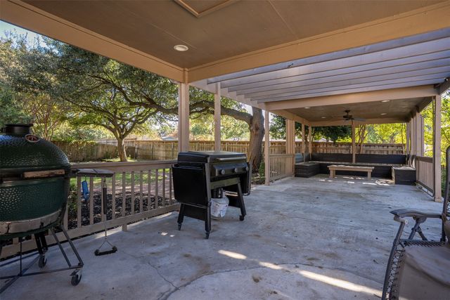 3812 Lands End Street, Fort Worth, TX 76109