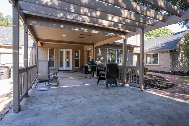 3812 Lands End Street, Fort Worth, TX 76109