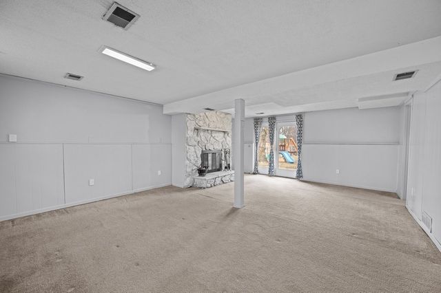 20 Valley Drive, Park View, IA 52748