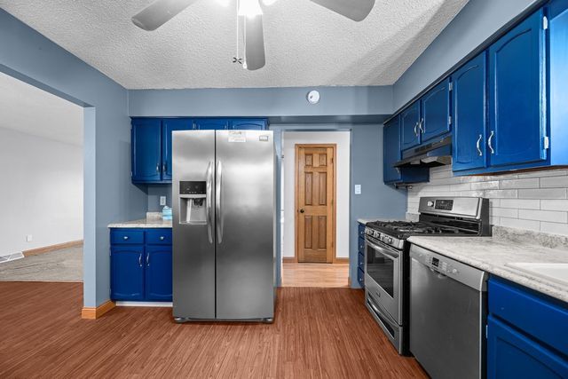 20 Valley Drive, Park View, IA 52748