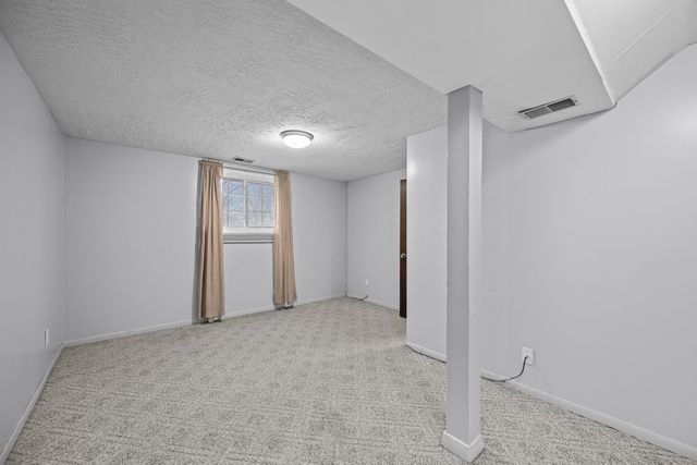 20 Valley Drive, Park View, IA 52748