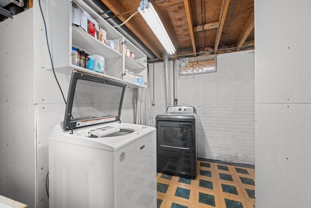 20 Valley Drive, Park View, IA 52748