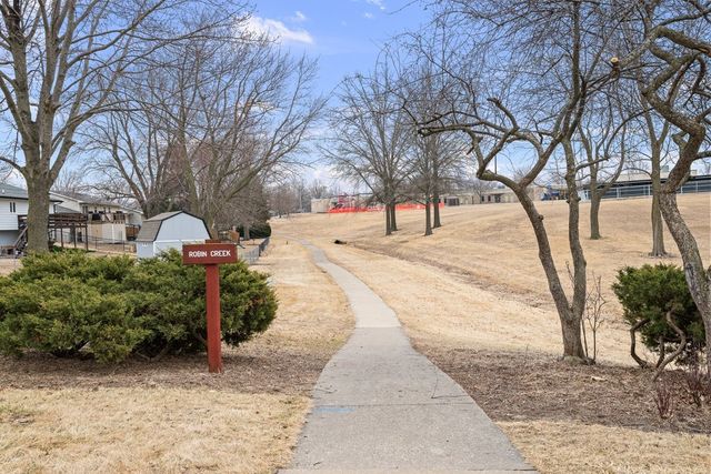 20 Valley Drive, Park View, IA 52748