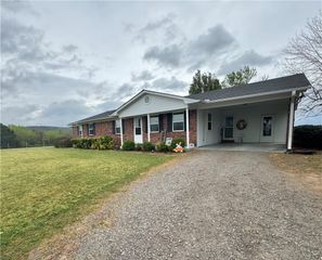 111 Grady Lane, Russellville, AR 72802