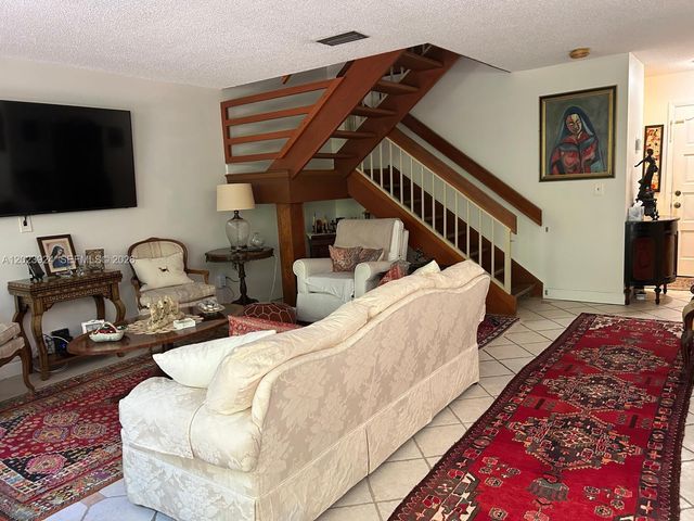 3689 Estepona Avenue F30B, Doral, FL 33178