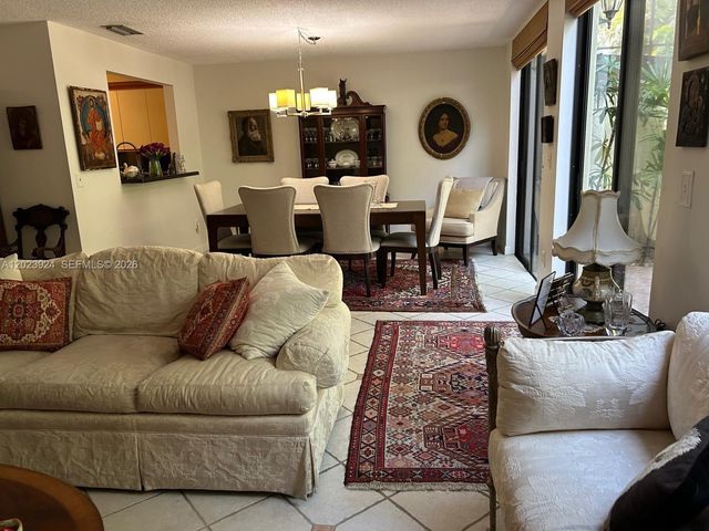 3689 Estepona Avenue F30B, Doral, FL 33178