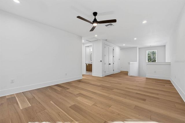 8101 COUNTRY CLUB ROAD N, St Petersburg, FL 33710