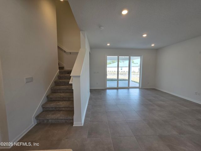 3527 AMERICANA Drive, Green Cove Springs, FL 32043