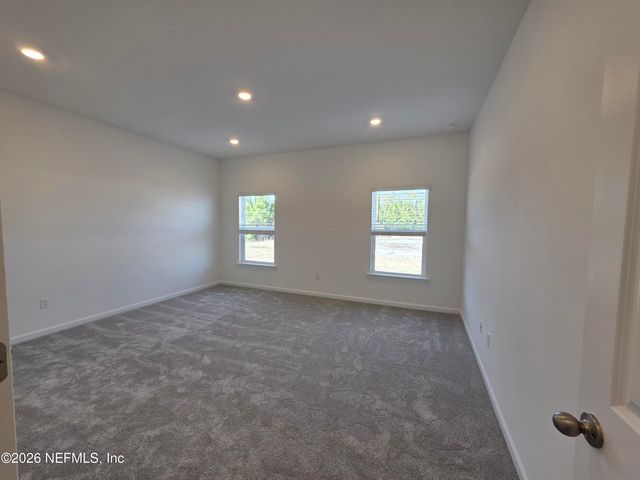 3527 AMERICANA Drive, Green Cove Springs, FL 32043