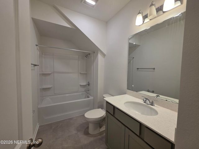 3527 AMERICANA Drive, Green Cove Springs, FL 32043