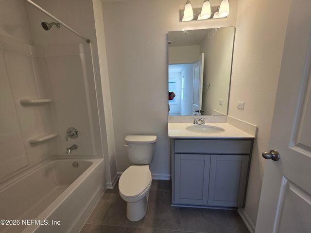 3527 AMERICANA Drive, Green Cove Springs, FL 32043