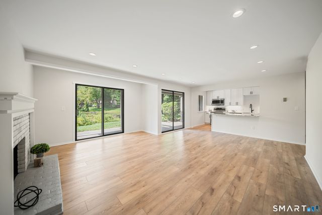 502 Heritage Village A, Southbury, CT 06488