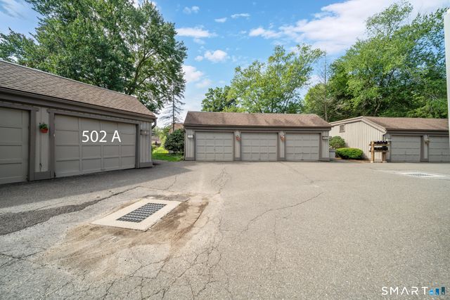 502 Heritage Village A, Southbury, CT 06488