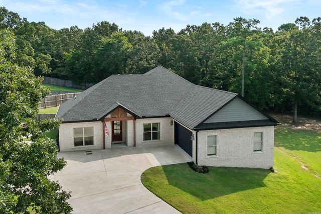 21 Turnberry Lane, Cabot, AR 72023