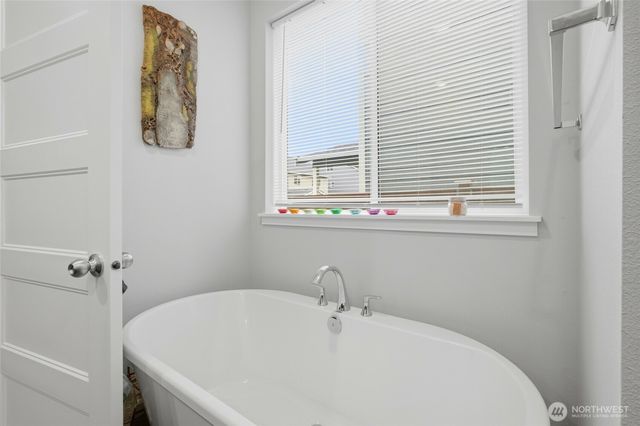 9908 Jackson Street SE, Yelm, WA 98597