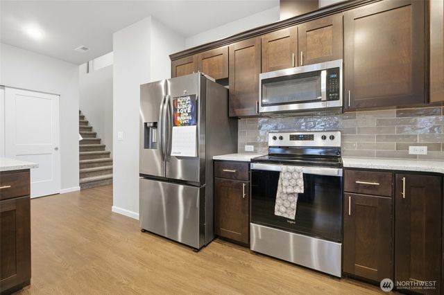 9908 Jackson Street SE, Yelm, WA 98597