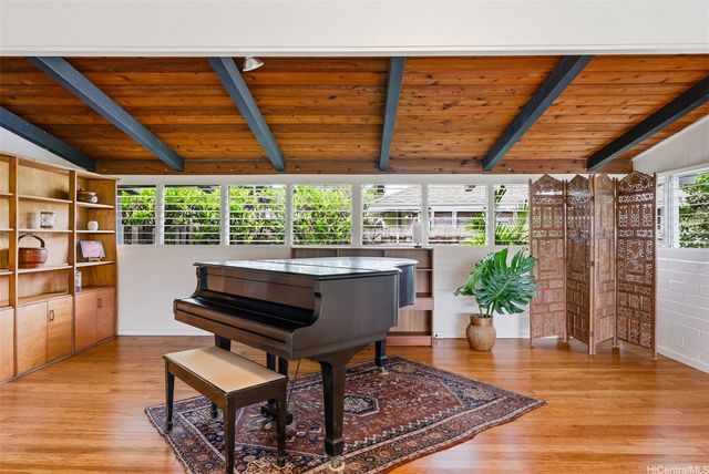 661 N Kainalu Drive, Kailua, HI 96734