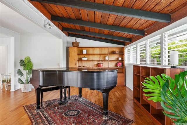 661 N Kainalu Drive, Kailua, HI 96734