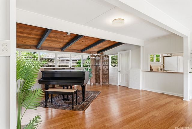 661 N Kainalu Drive, Kailua, HI 96734