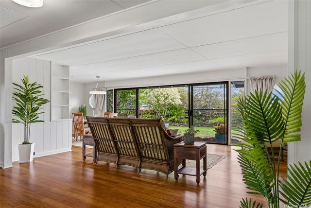 661 N Kainalu Drive, Kailua, HI 96734