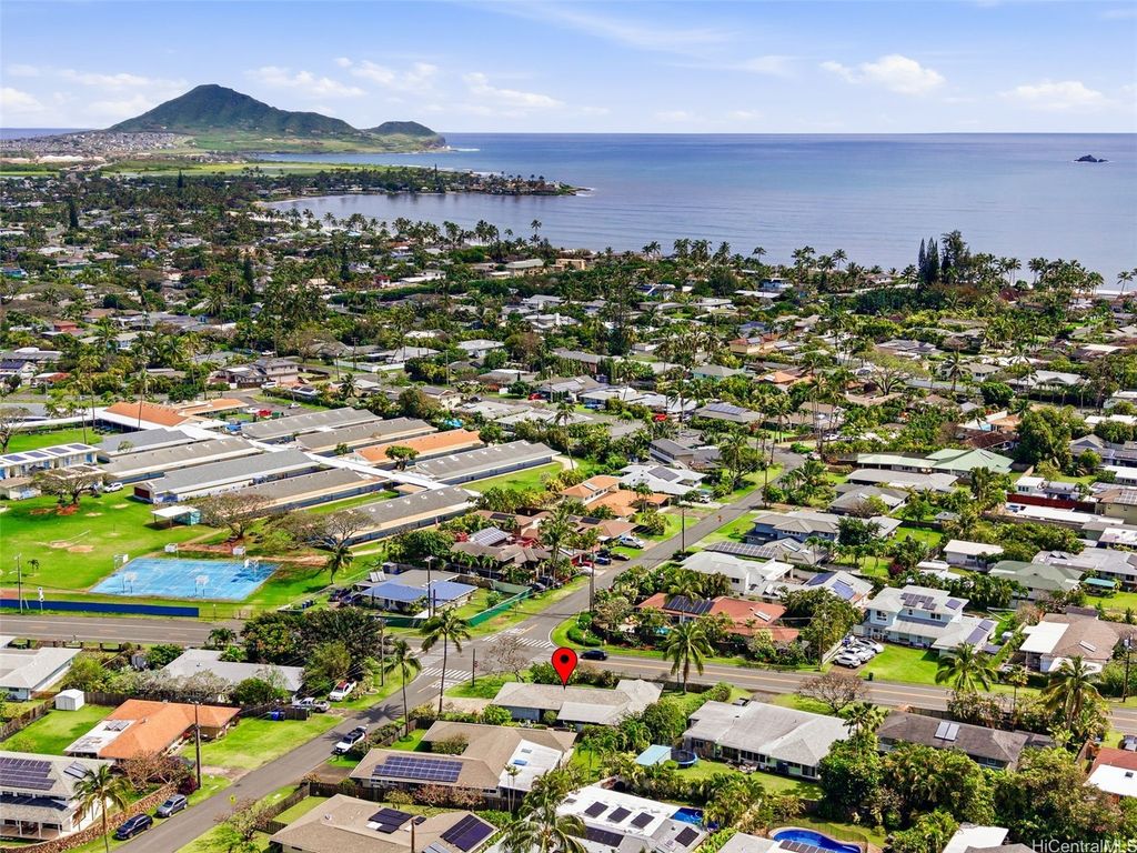 661 N Kainalu Drive, Kailua, HI 96734
