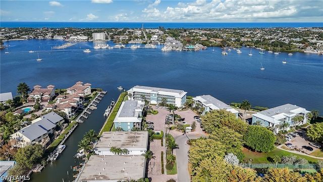 1200 Blue Point AVE A2, Naples, FL 34102
