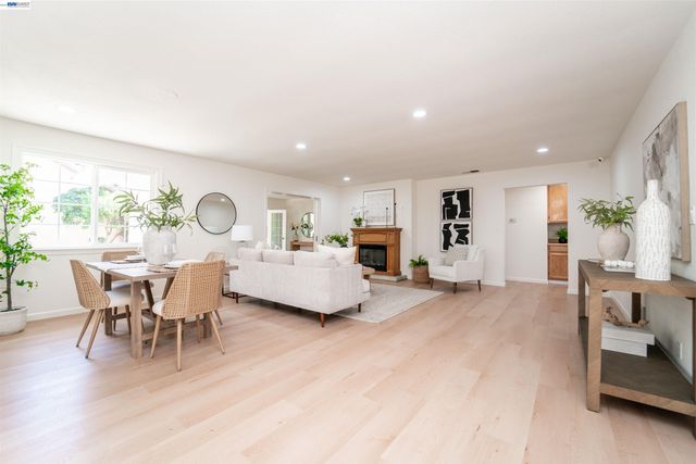 4167 Sunflower Ct, Union City, CA 94587