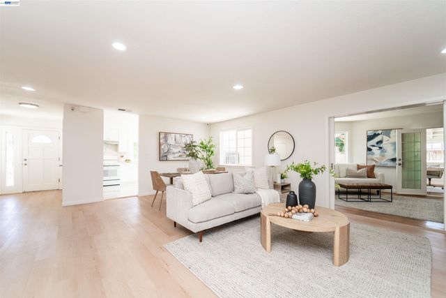 4167 Sunflower Ct, Union City, CA 94587
